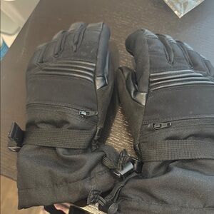 Insulated Black Snow Gloves